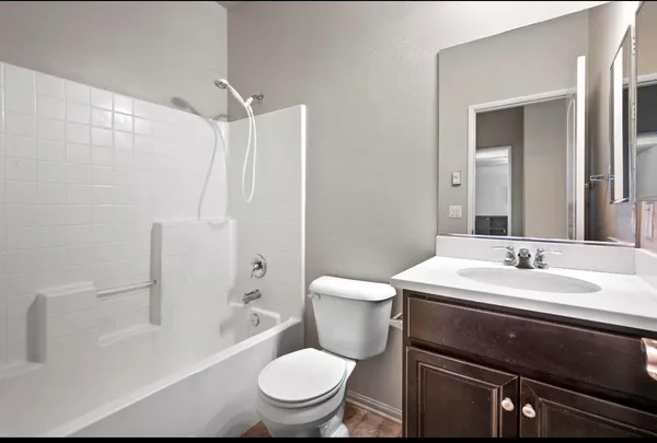 $5,300 | 41190 Corte Alto Collina, Indio, CA 92203