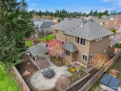 $3,050,000 | 955 211th Place Southeast, Sammamish, WA 98075