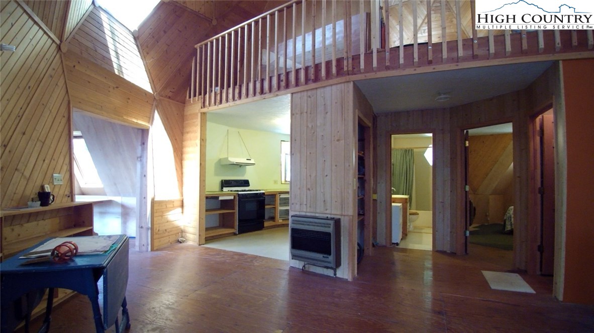 828 Birdsong Road Independence, VA 24348 - Photo 6 of 24