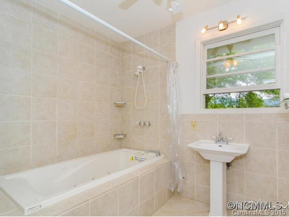 83 McLean Road Weaverville, NC 28787 - Photo 13 of 24 Gallery Image 13