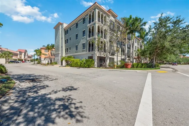 $2,800 | 8000 Via Sardinia Street, Unit 5101, Estero, FL 33928