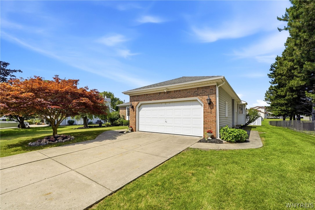 222 Warner Road Lancaster, NY 14086 - Photo 4 of 50