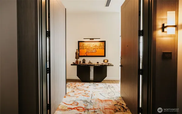 $22,400 | 1340 4th Avenue, Unit 5803, Seattle, WA 98101