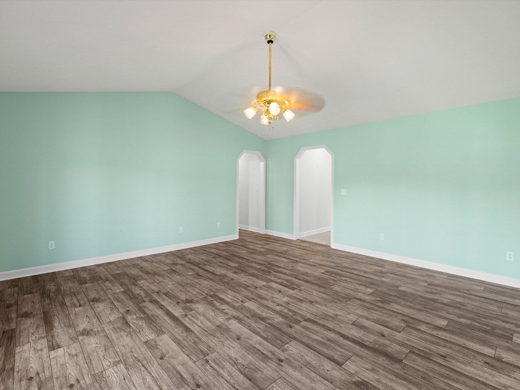 7431 Beulah Road Madisonville, KY 42431 - Photo 5 of 34 Gallery Image 5