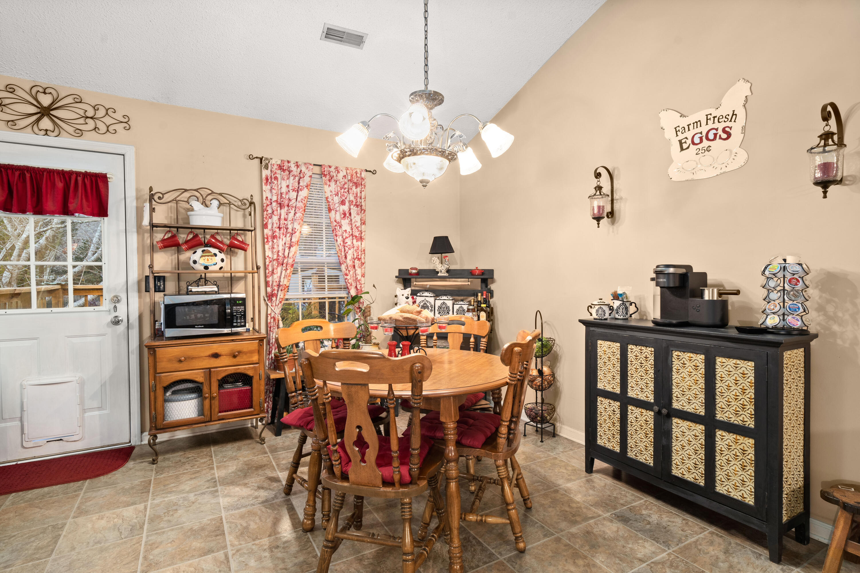 152 Two Hitch Road Goose Creek, SC 29445 - Photo 8 of 25 8