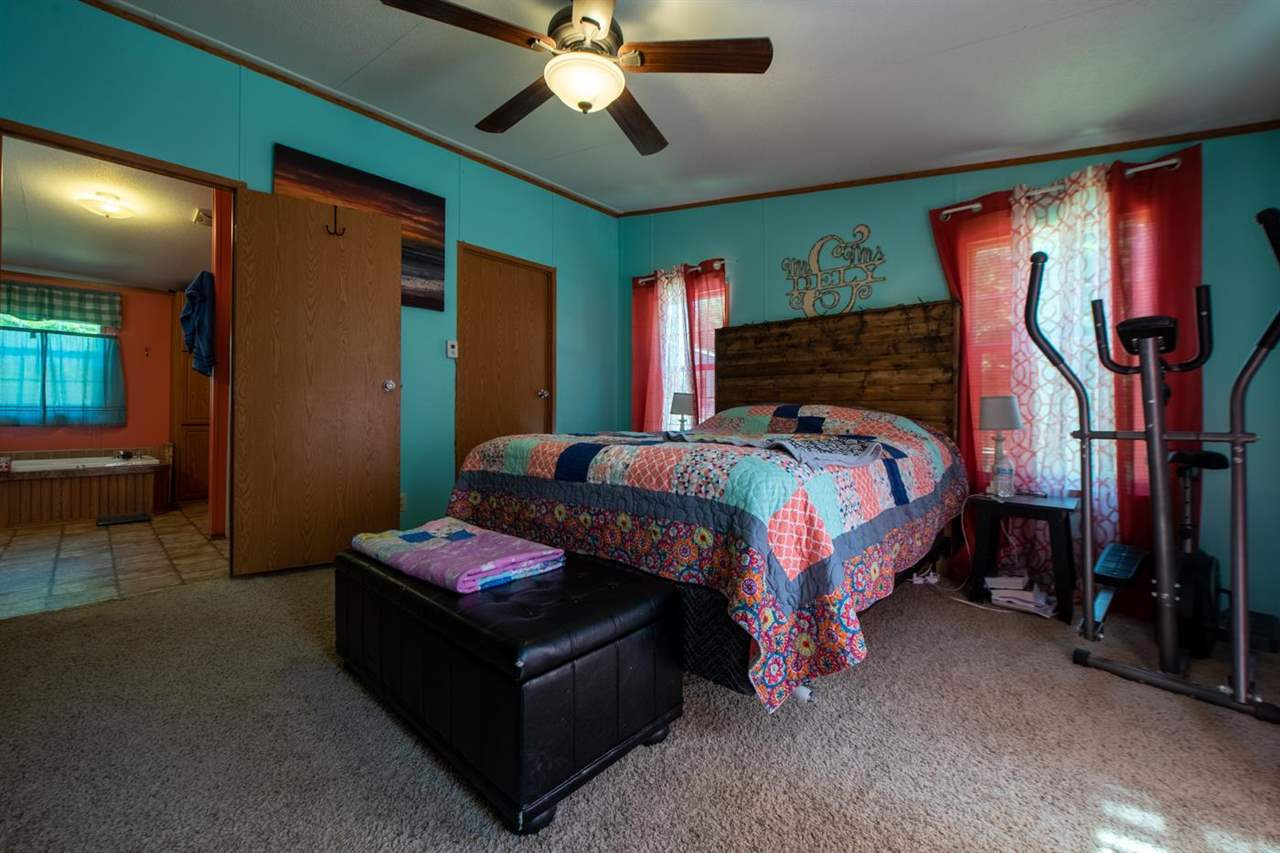 4304 Parsons Road Wildersville, TN 38388 - Photo 12 of 24 Photo 12