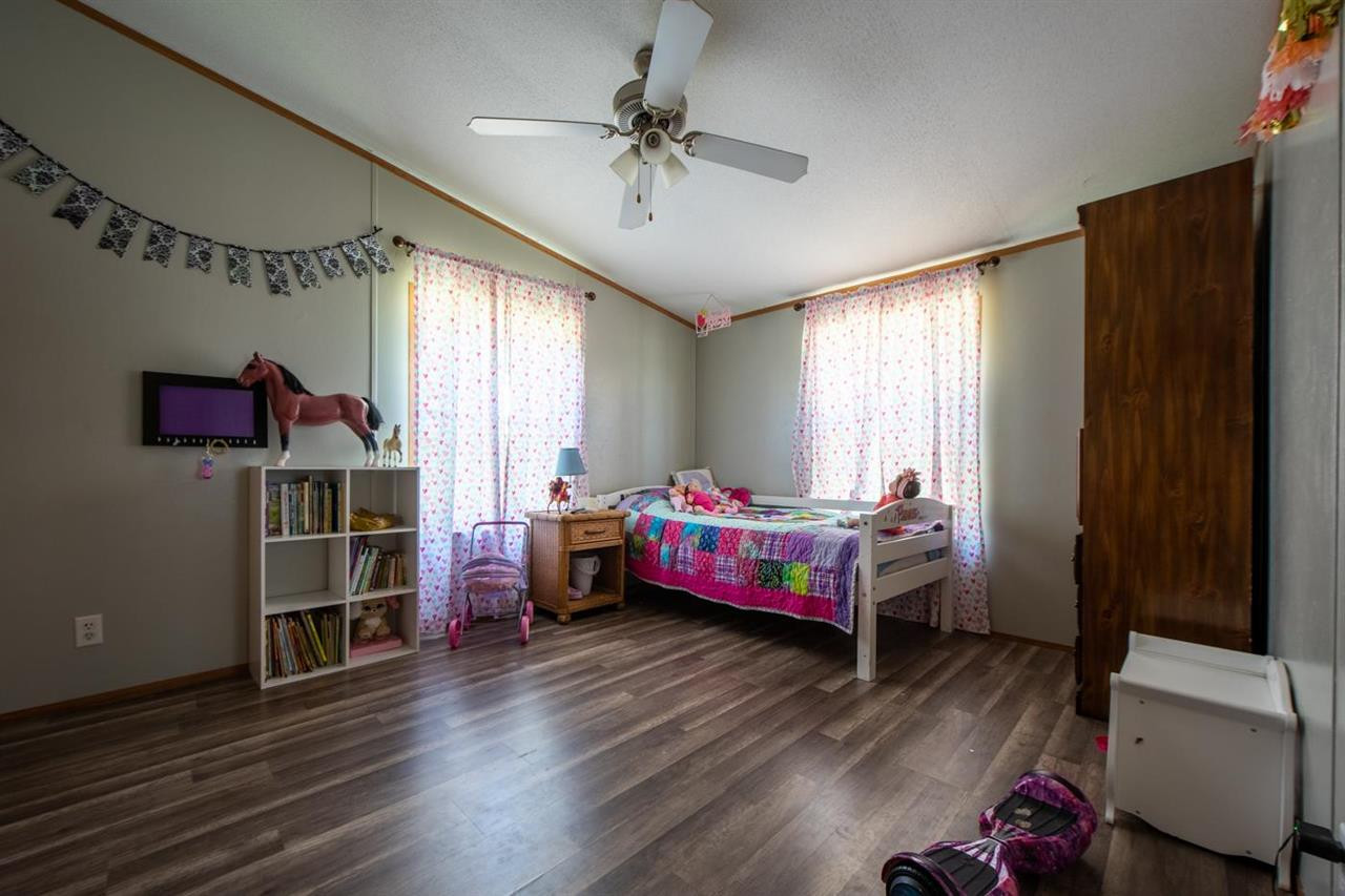 4304 Parsons Road Wildersville, TN 38388 - Photo 16 of 24 Photo 16