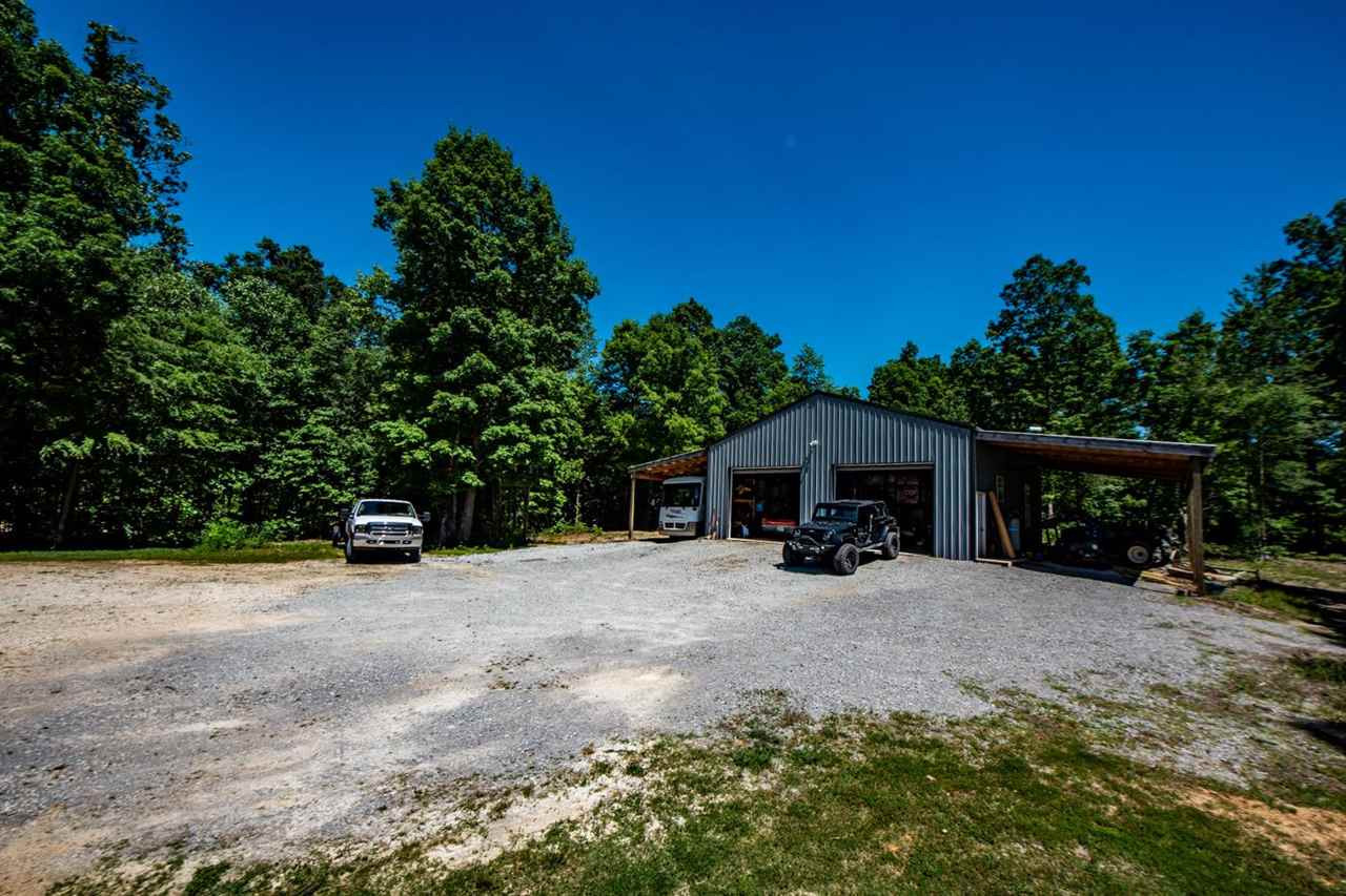 4304 Parsons Road Wildersville, TN 38388 - Photo 3 of 24 Photo 3
