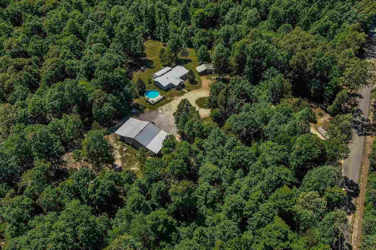 4304 Parsons Road Wildersville, TN 38388 - Photo 5 of 24 Photo 5