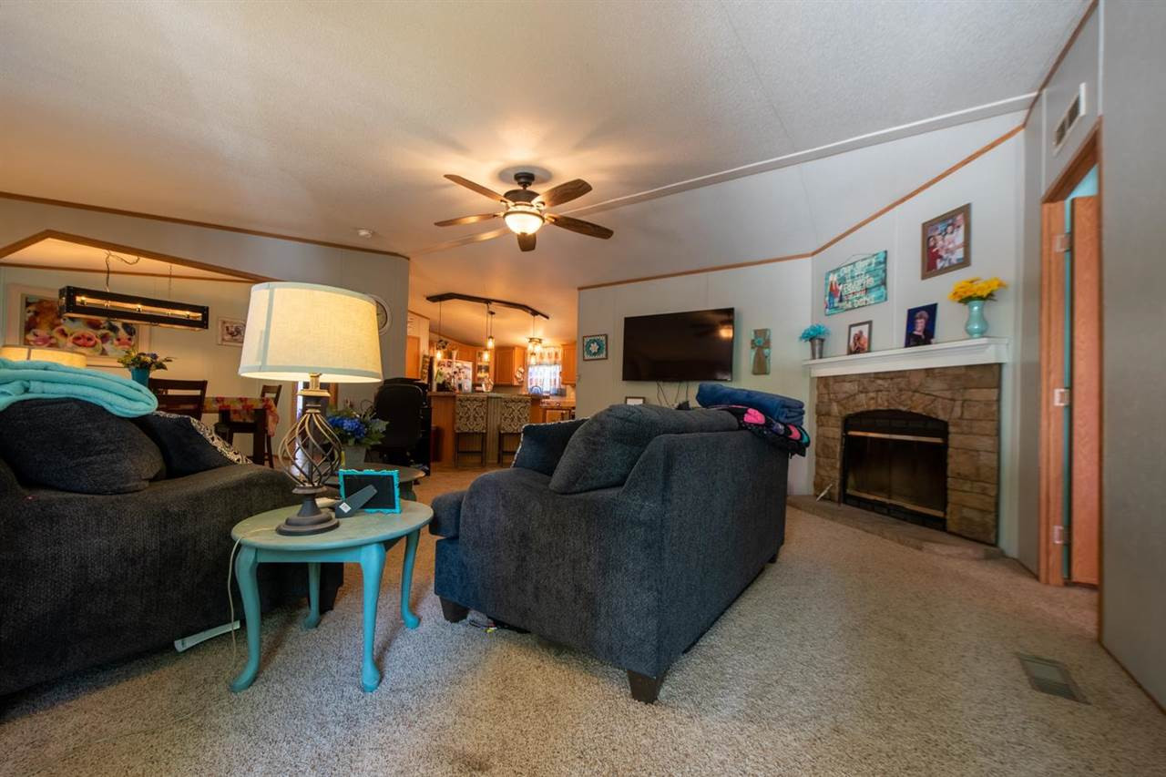 4304 Parsons Road Wildersville, TN 38388 - Photo 6 of 24 Photo 6