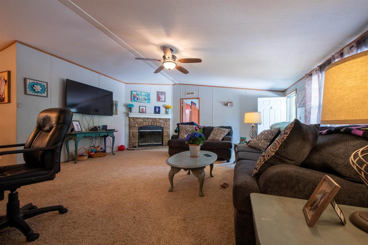 4304 Parsons Road Wildersville, TN 38388 - Photo 8 of 24 Photo 8