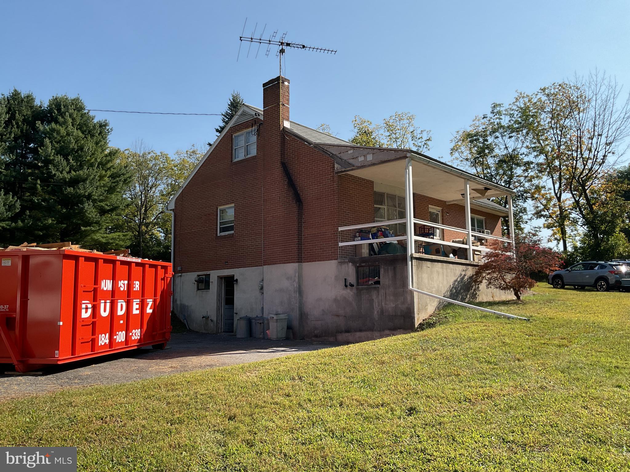 95 Hampshire Road Reading, PA 19608 - Photo 14 of 20