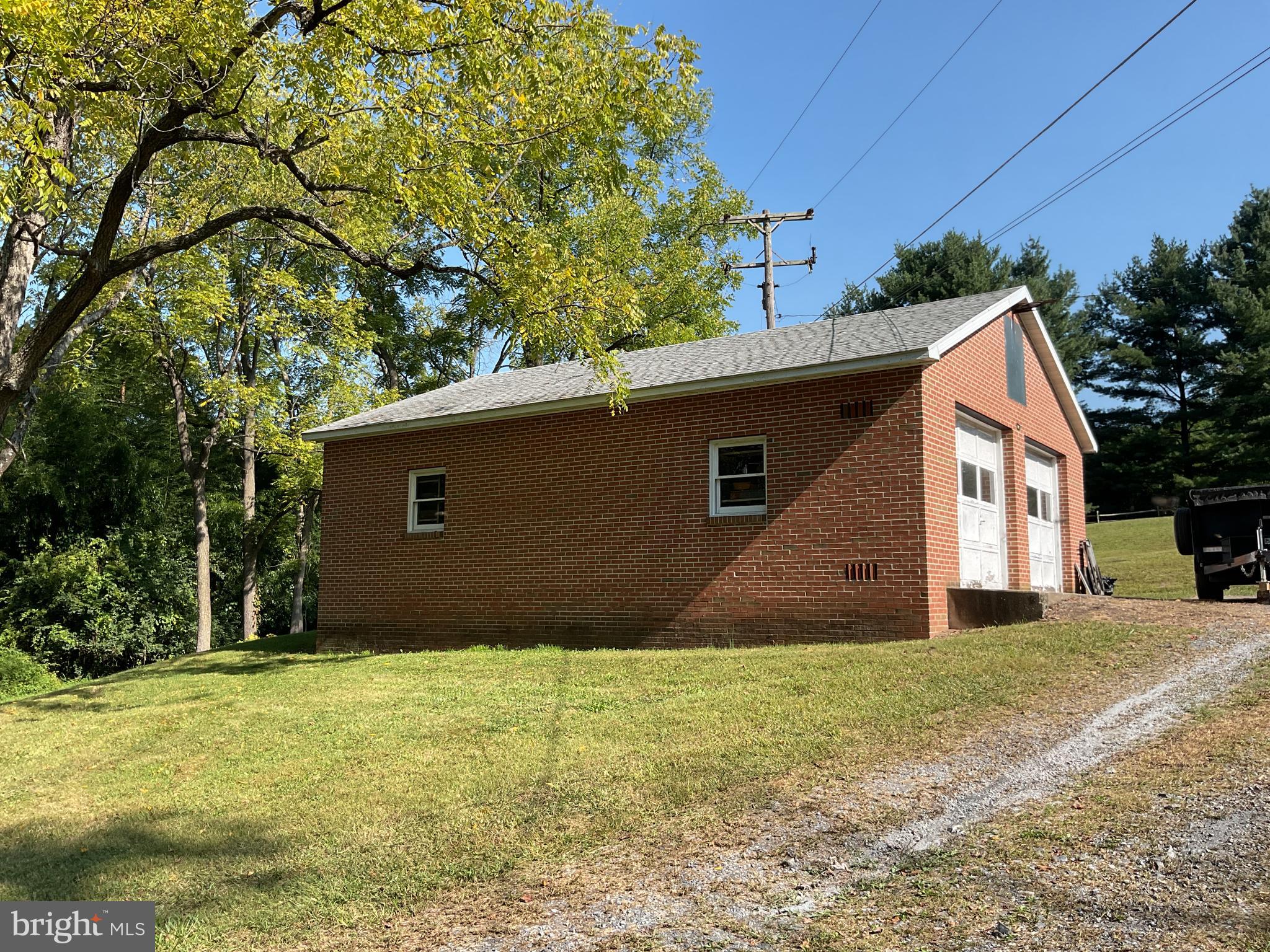 95 Hampshire Road Reading, PA 19608 - Photo 15 of 20