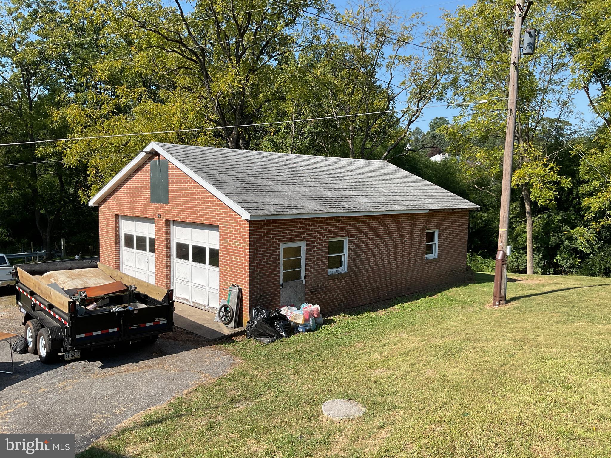 95 Hampshire Road Reading, PA 19608 - Photo 16 of 20