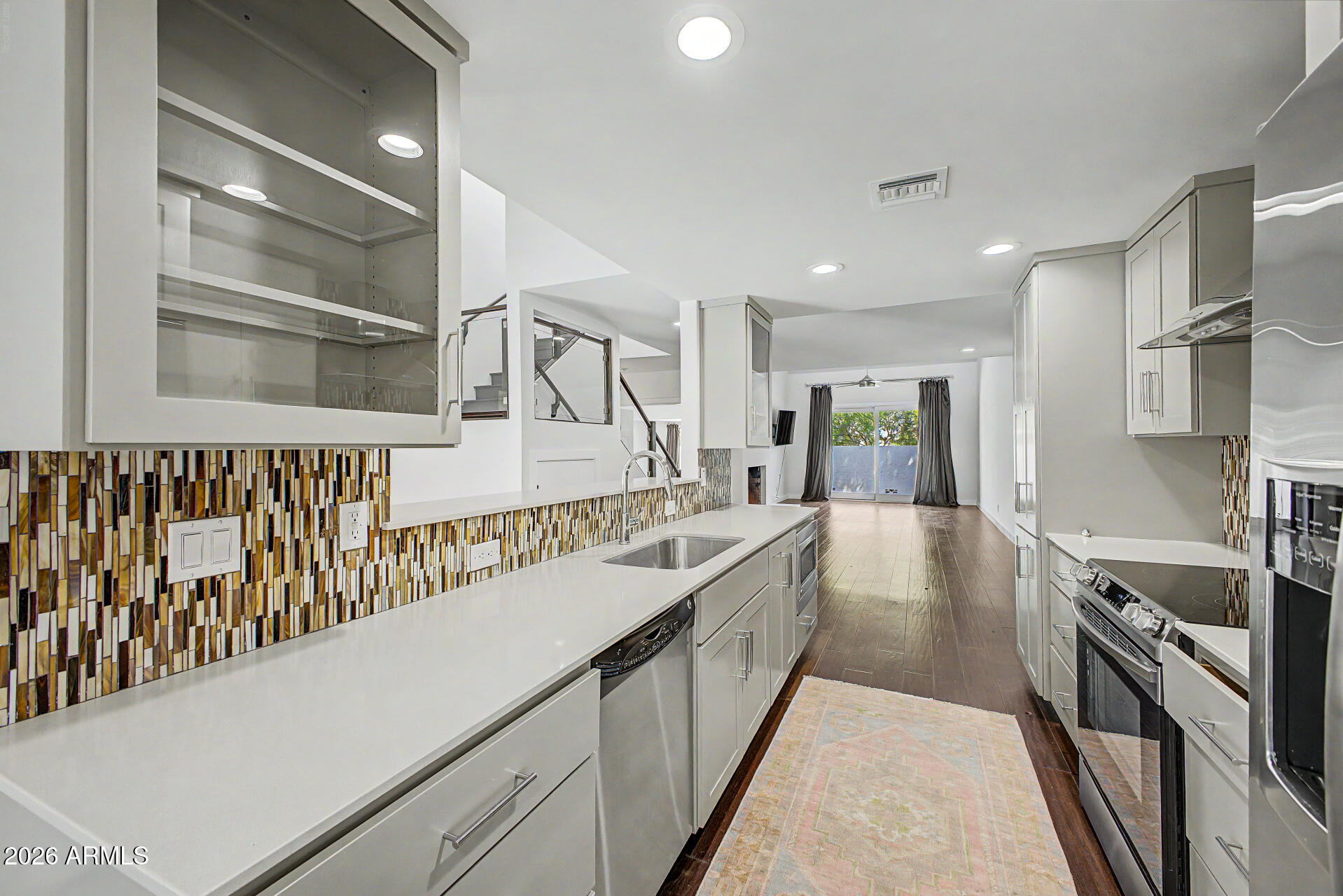4446 East Camelback Road, Unit 104 Phoenix, AZ 85018 - Photo 16 of 60 16-Camelback