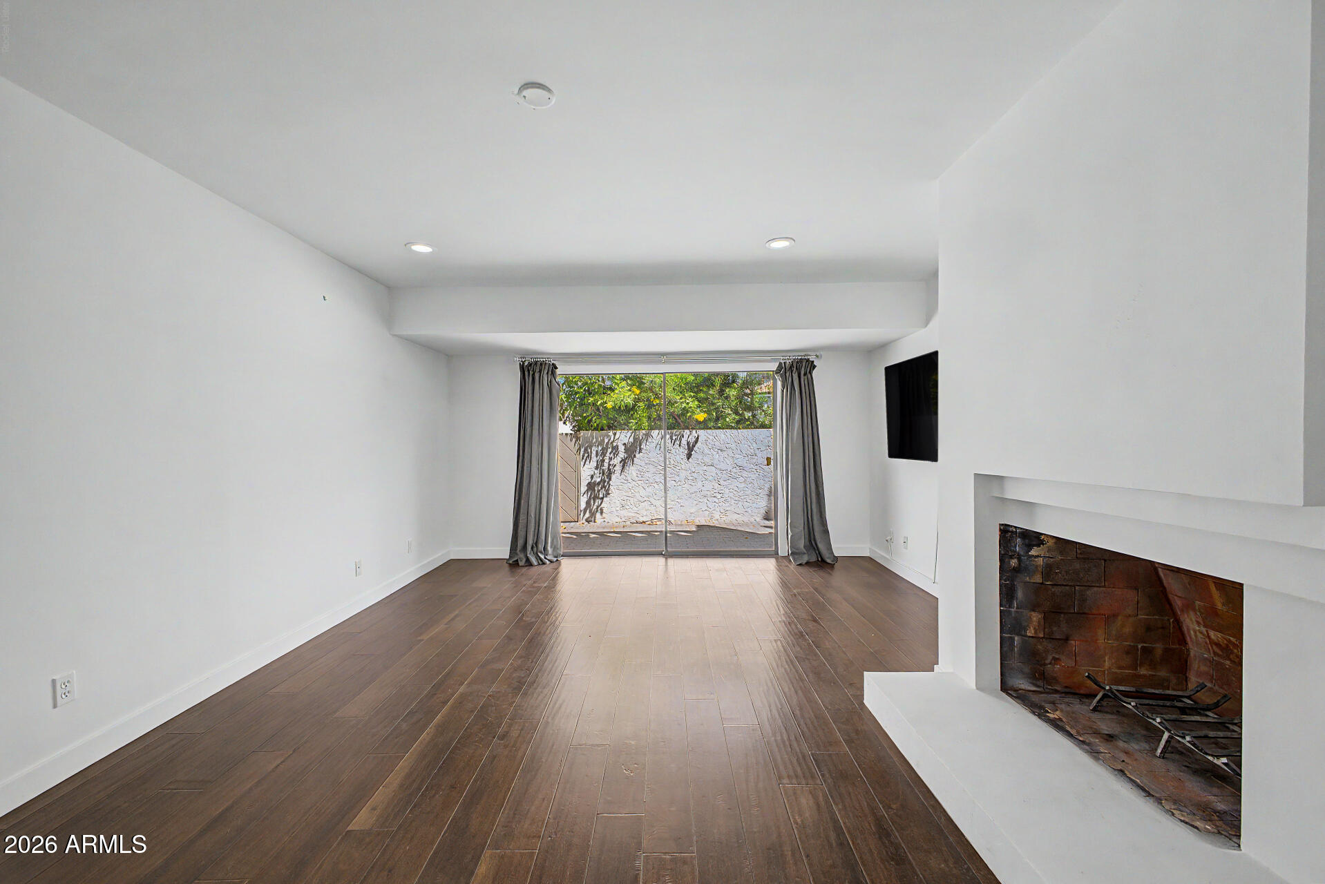 4446 East Camelback Road, Unit 104 Phoenix, AZ 85018 - Photo 19 of 60 19-Camelback