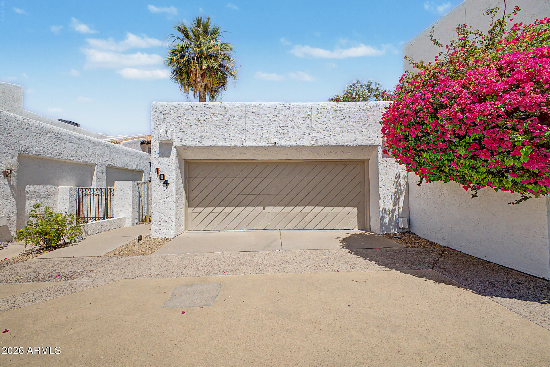 4446 East Camelback Road, Unit 104 Phoenix, AZ 85018 - Photo 2 of 60 01-Camelback