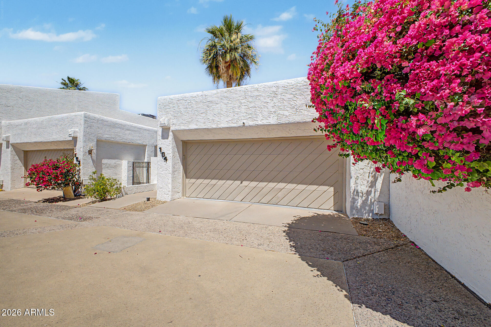 4446 East Camelback Road, Unit 104 Phoenix, AZ 85018 - Photo 3 of 60 03-Camelback