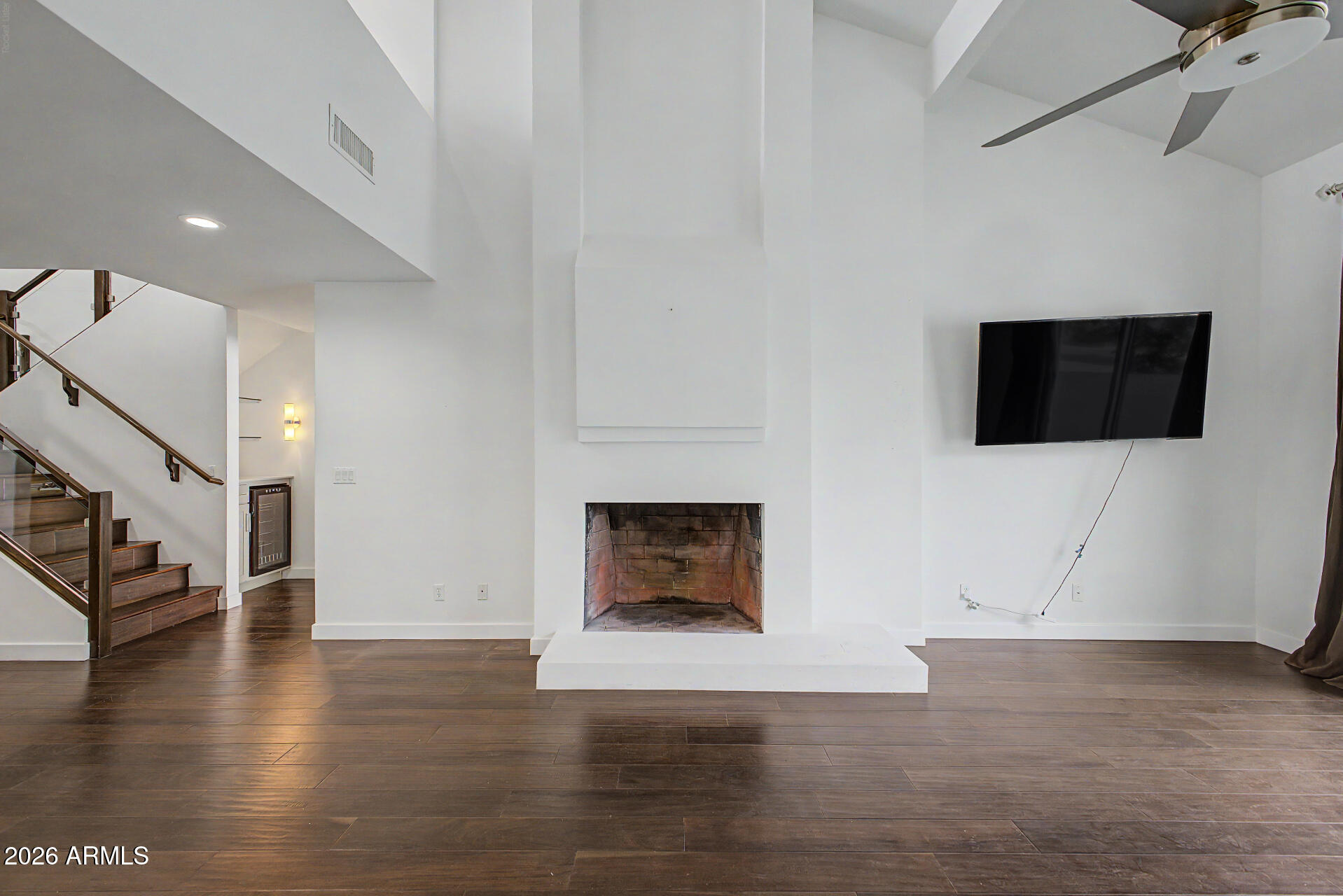 4446 East Camelback Road, Unit 104 Phoenix, AZ 85018 - Photo 7 of 60 07-Camelback