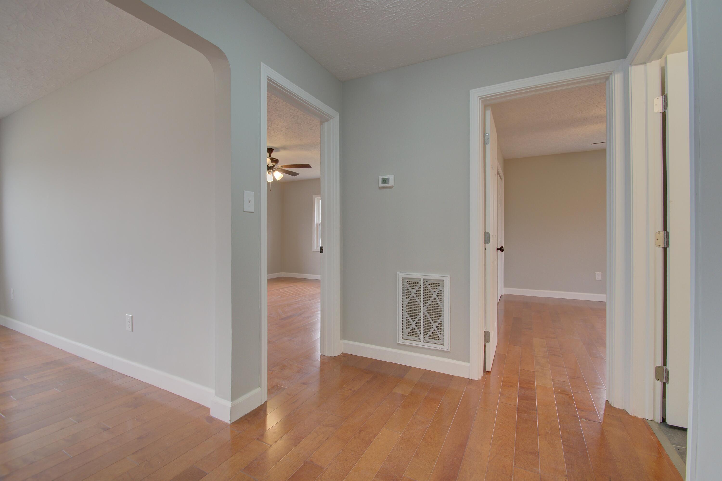 5873 Taylor Mill Road Covington, KY 41015 - Photo 5 of 25 Gallery Image 5