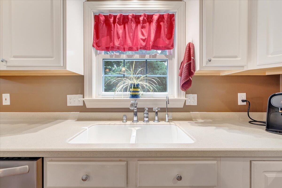 1236 Longview Road Roanoke, VA 24018 - Photo 14 of 58 015