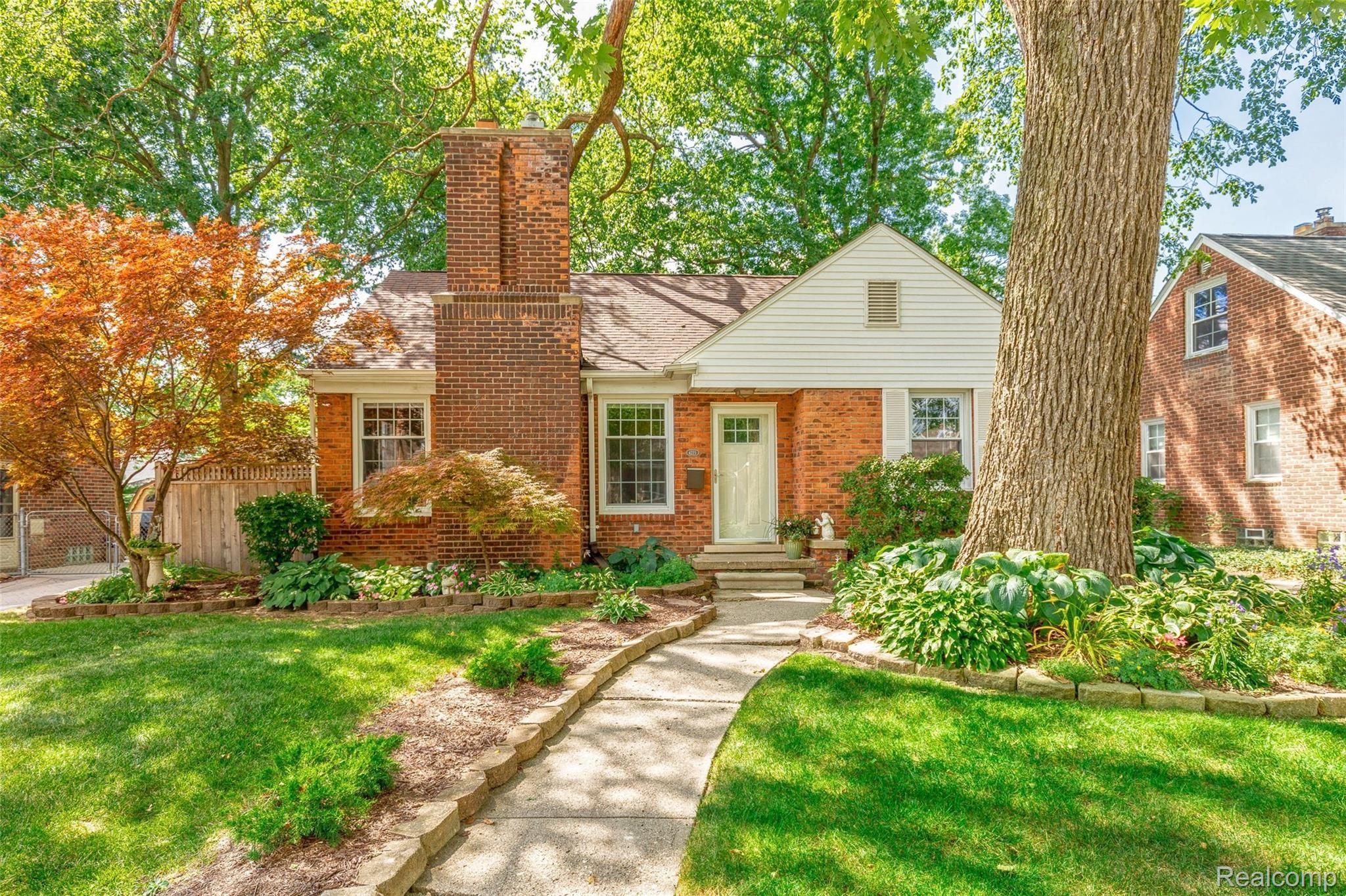 4223 Wakefield Road Berkley, MI 48072 - Photo 1 of 45 592A6256.jpg