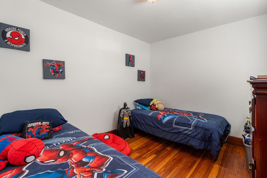 31 Chrome Street Worcester, MA 01604 - Photo 14 of 41