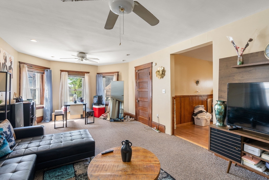 31 Chrome Street Worcester, MA 01604 - Photo 18 of 41