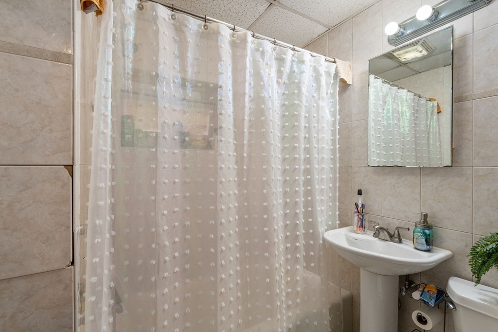 31 Chrome Street Worcester, MA 01604 - Photo 21 of 41