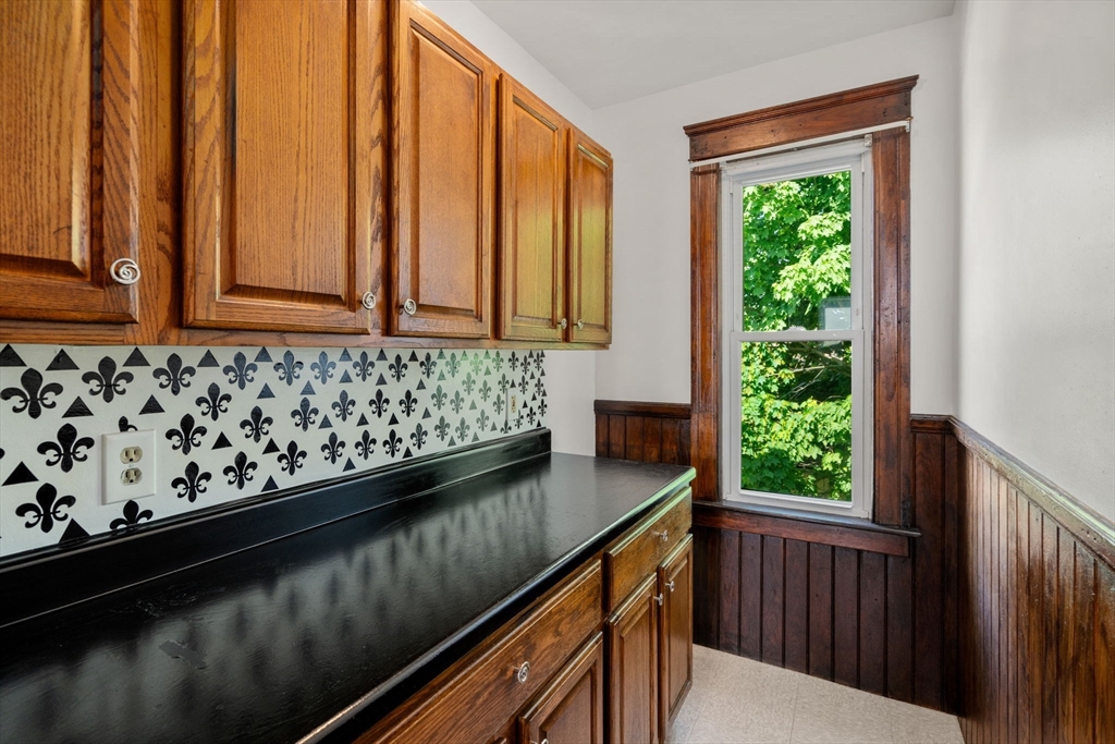 31 Chrome Street Worcester, MA 01604 - Photo 27 of 41