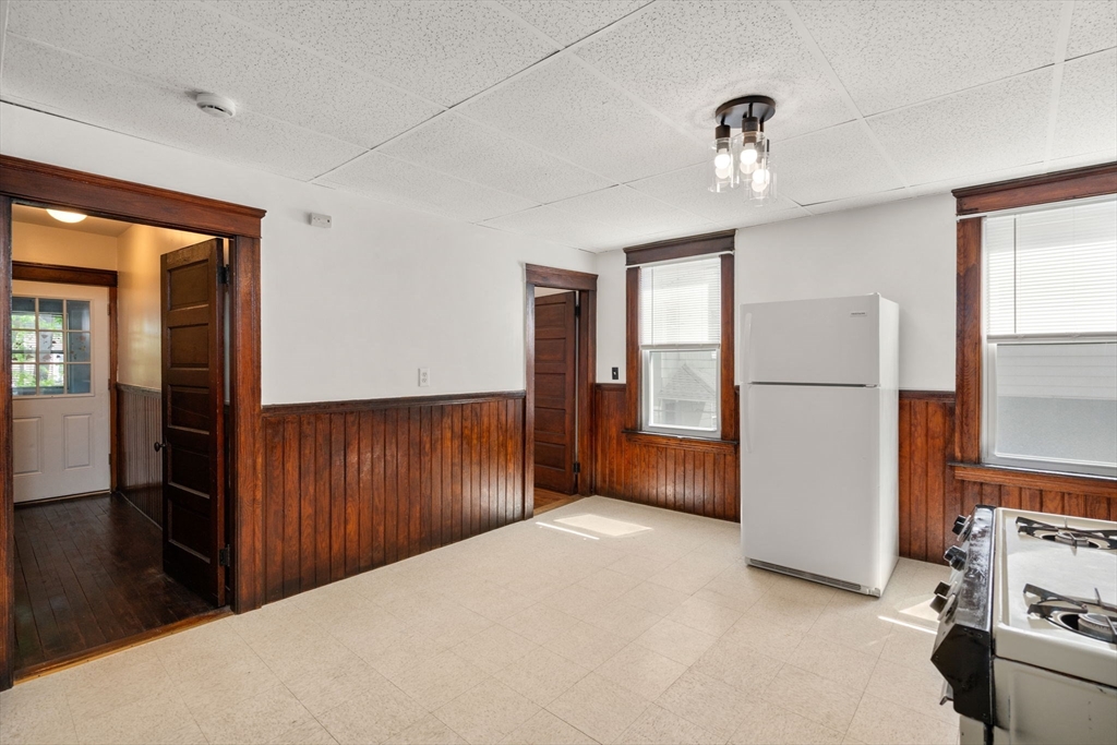 31 Chrome Street Worcester, MA 01604 - Photo 29 of 41