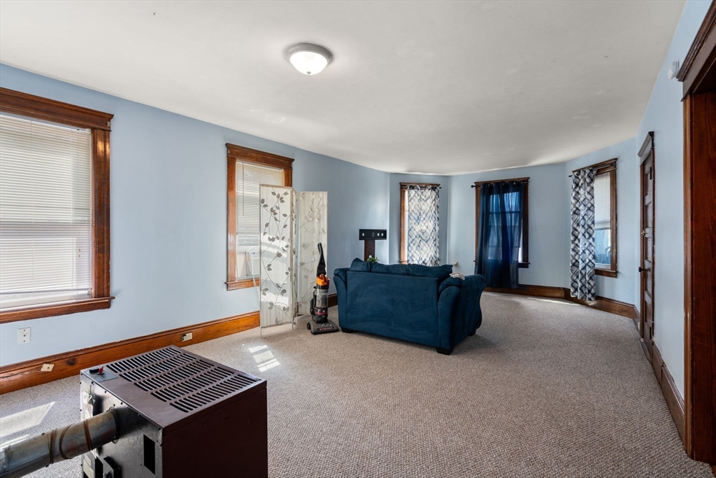 31 Chrome Street Worcester, MA 01604 - Photo 35 of 41