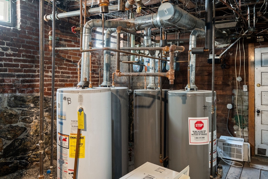 31 Chrome Street Worcester, MA 01604 - Photo 39 of 41