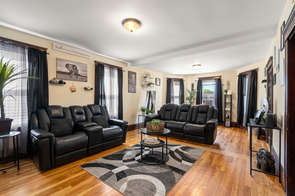 31 Chrome Street Worcester, MA 01604 - Photo 8 of 41