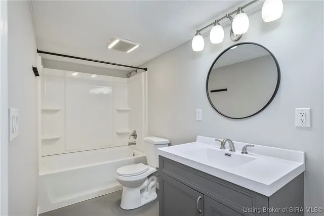 $285,000 | 3860 Corydon Ramsey Road Northwest, Corydon, IN 47112