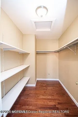$1,950 | 5 Newport Court, Unit 238, Brick, NJ 08724