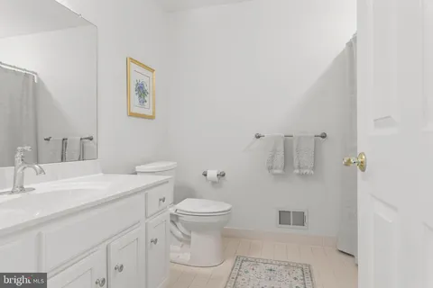 $770,000 | 401 Tamworth Court, Blue Bell, PA 19422