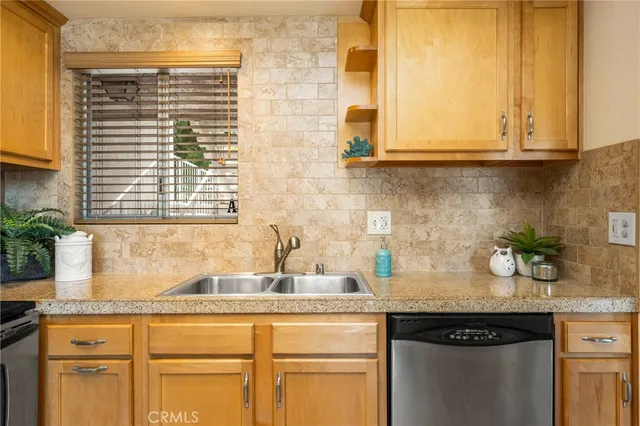 $374,888 | 2286 Via Puerta, Unit A, Laguna Woods, CA 92637