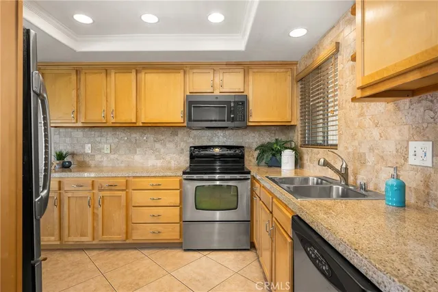 $374,888 | 2286 Via Puerta, Unit A, Laguna Woods, CA 92637