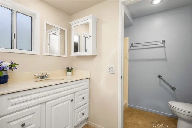 $374,888 | 2286 Via Puerta, Unit A, Laguna Woods, CA 92637