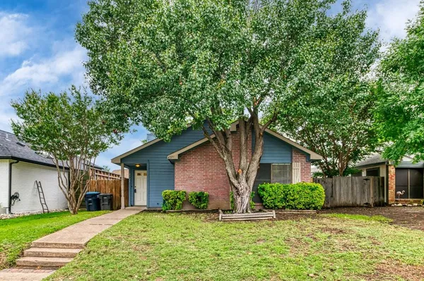 $1,695 | 4721 Wineberry Drive, Fort Worth, TX 76137