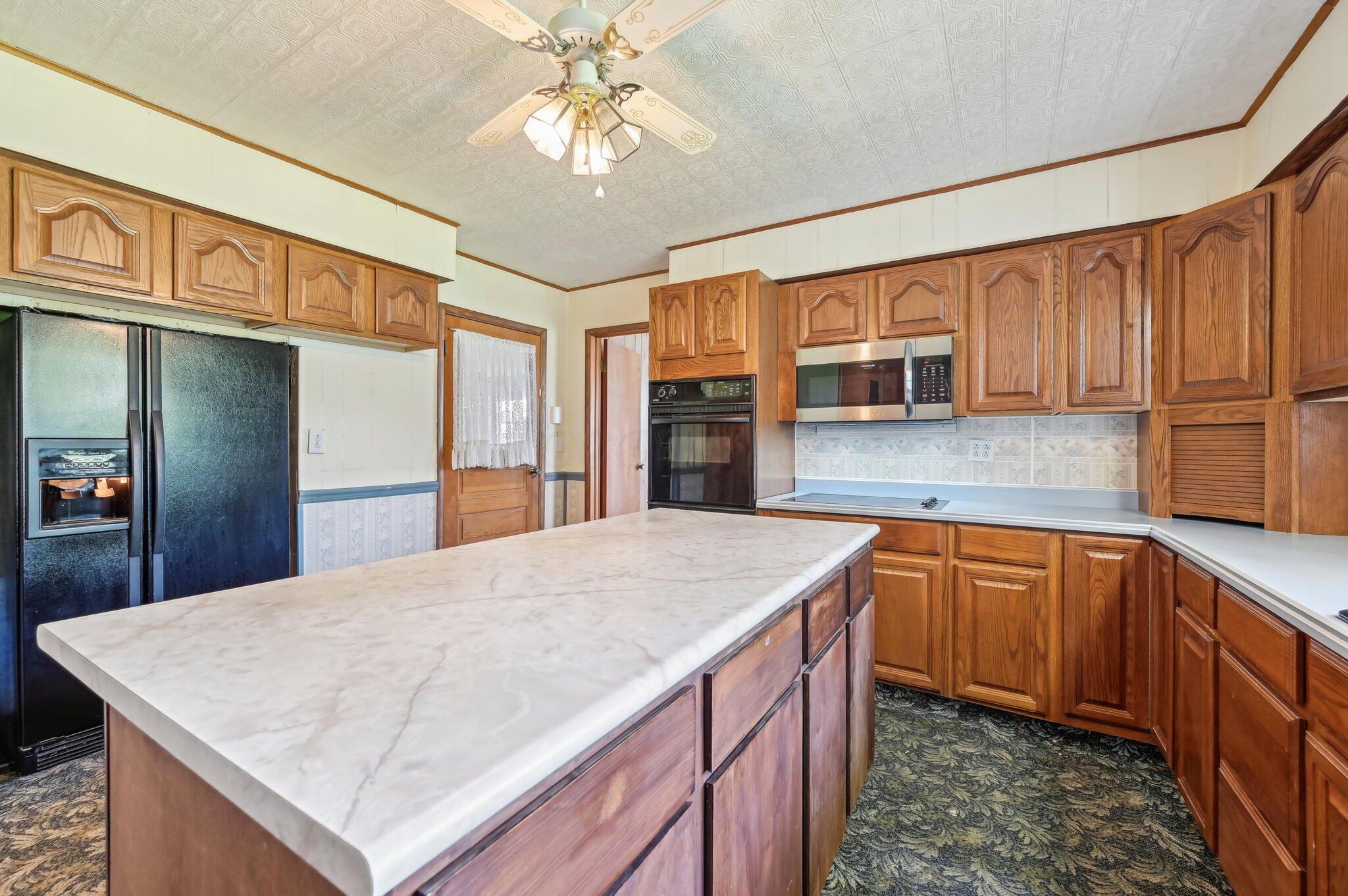 3910 Dayton Springfield Road Springfield, OH 45502 - Photo 11 of 44 12-web-or-mls-Dayton Springfield Rd-2005