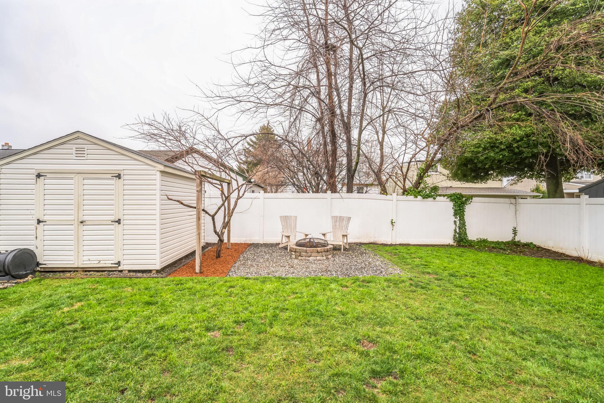 414 Ridley Avenue Folsom, PA 19033 - Photo 29 of 30 Fire pit area