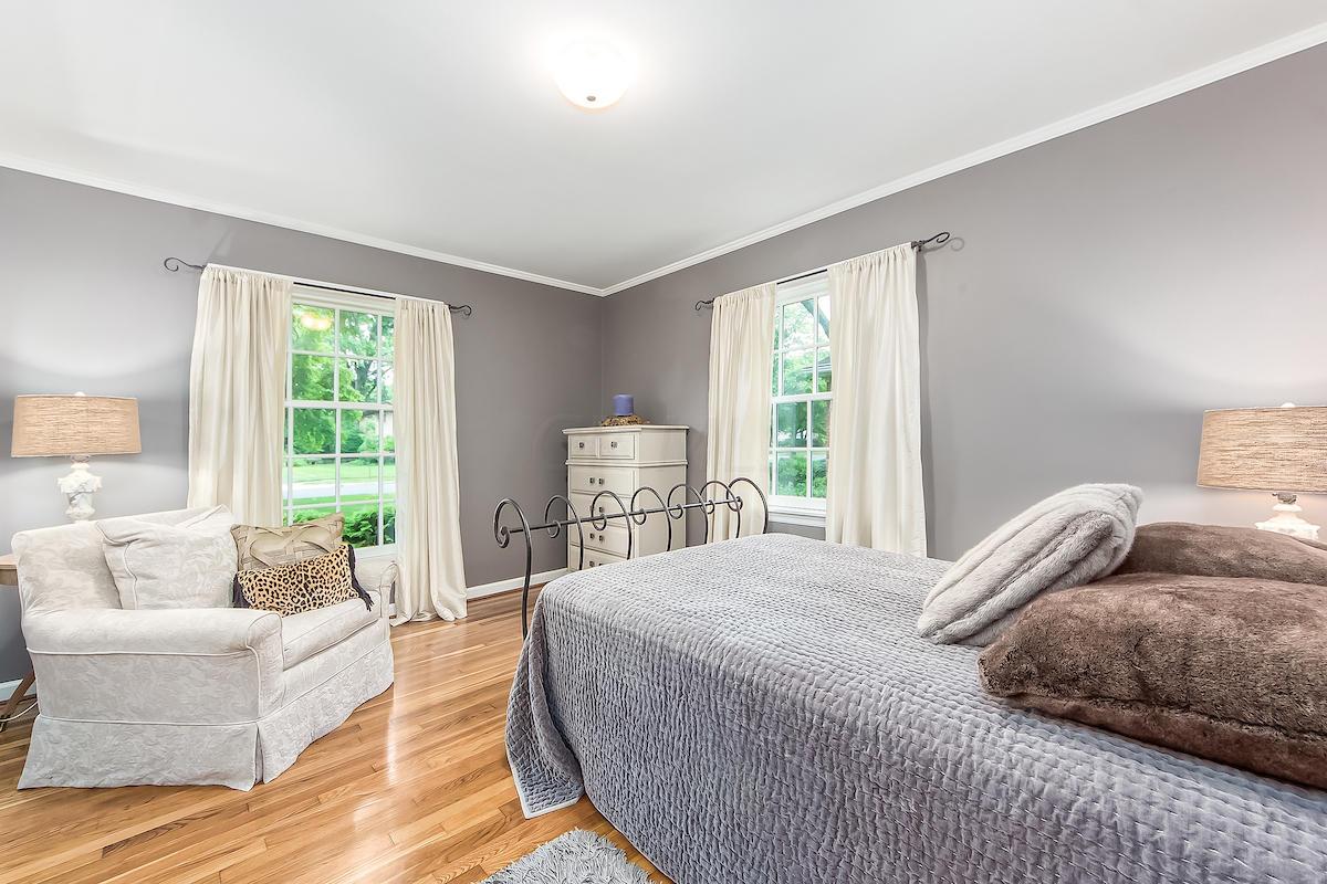 2133 Middlesex Road Columbus, OH 43220 - Photo 14 of 27