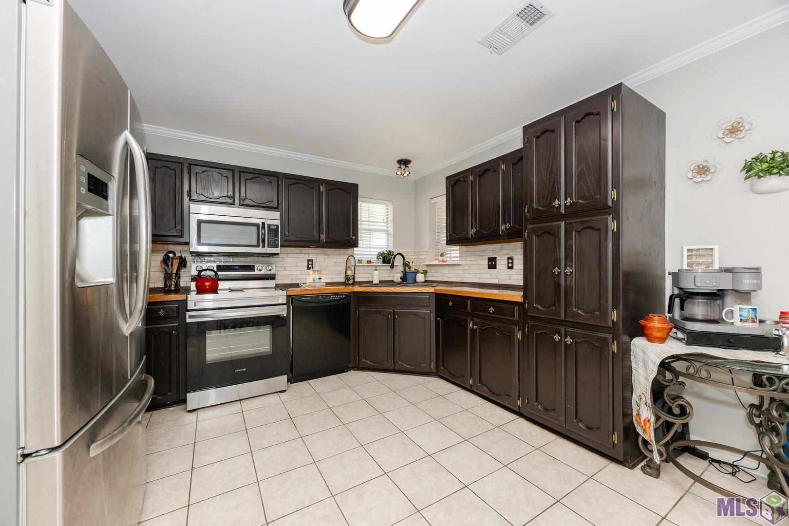 17139 Kinchen Road Livingston, LA 70754 - Photo 6 of 27