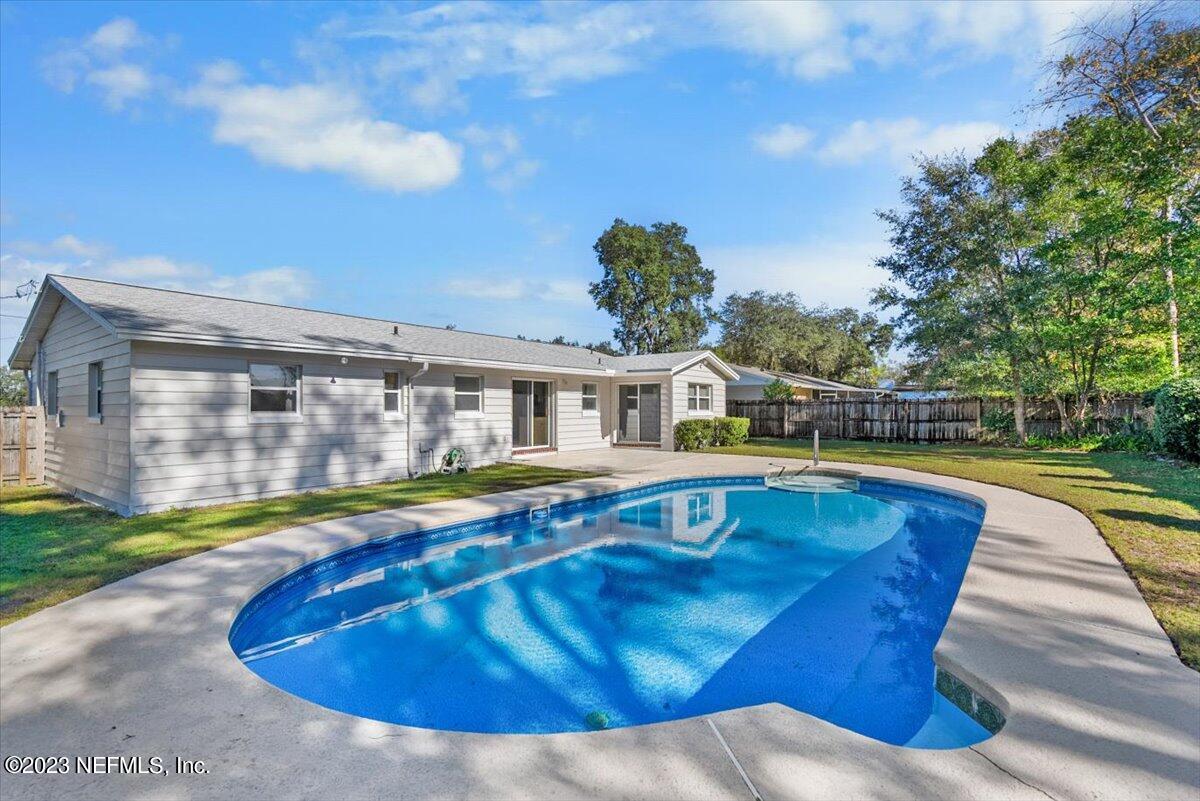 218 Neptune Road Orange Park, FL 32073 - Photo 25 of 31 Perfect for Entertainment
