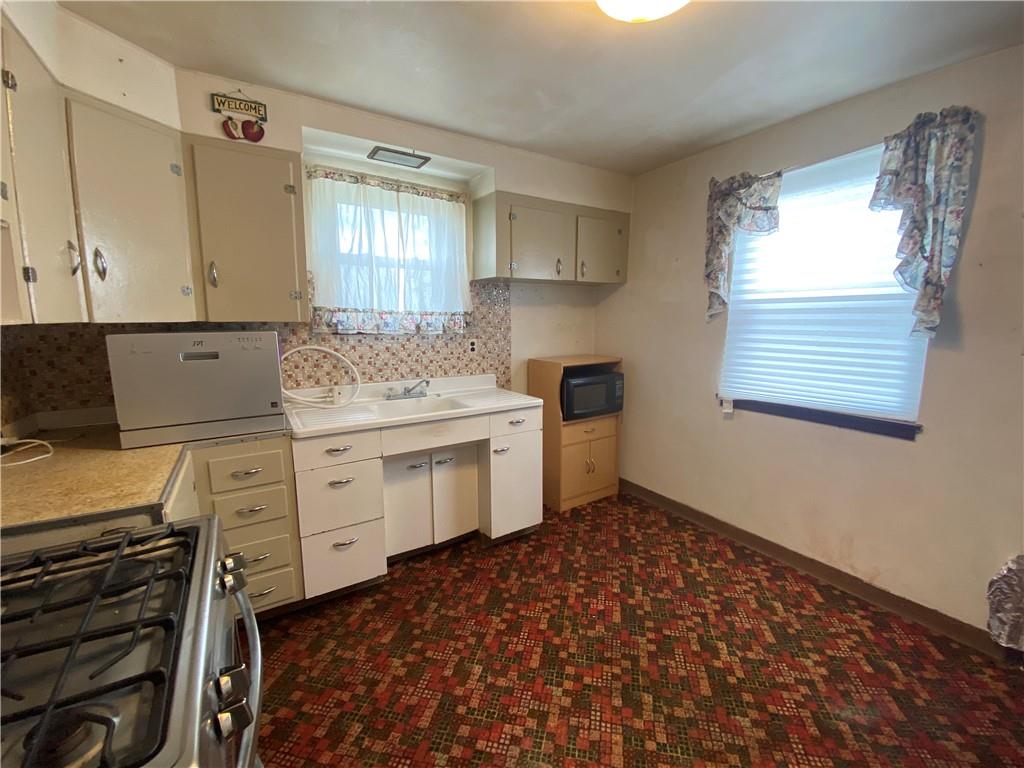 708 Ridgeside Place North Versailles, PA 15137 - Photo 3 of 13 Gallery Image 3