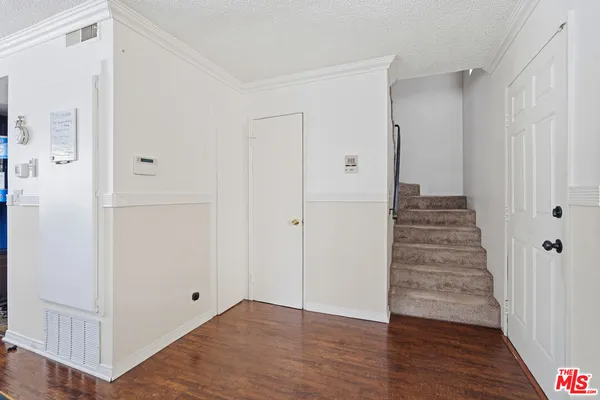 a view of entryway