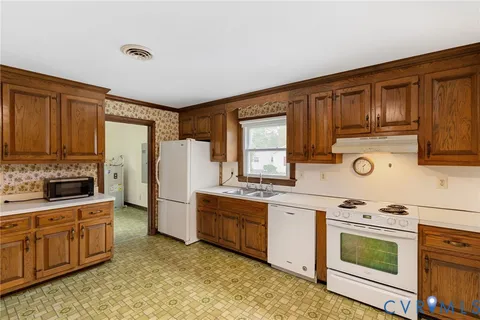 $424,900 | 6163 White Oak Road, Sandston, VA 23150