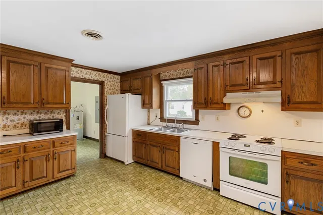 a view of an entryway with a window